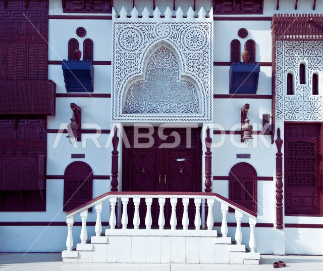 Abdul Raouf Khalil Museum is a symbol of historical architecture in Jeddah, Saudi Arabia, with its ancient interior decorations and designs, displaying ancient artifacts, famous tourist places and landmarks, and tourist attractions.