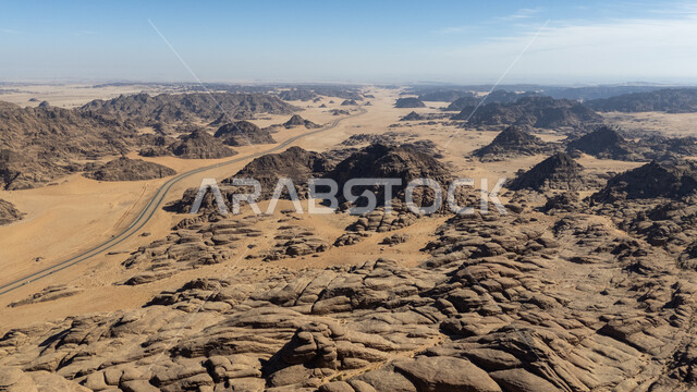  الجبال والتكوينات والتشكلات الصخرية في منطقة تبوك، المناطق الصحراوية والكثبان الرملية في البراري، معالم اثرية تاريخية قديمة، اماكن سياحية مشهورة في المملكة العربية السعودية، المحميات الطبيعية الصحراوية