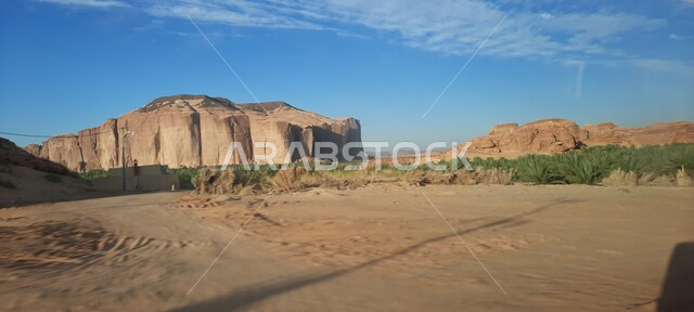  التكوينات والتشكيلات الصخرية في مدينة العلا وسط صحاري المملكة العربية السعودية، المعالم التاريخية القديمة في مدائن صالح، الأماكن السياحية في المناطق الصحراوية، الرمال الذهبية الناعمة في الصحراء