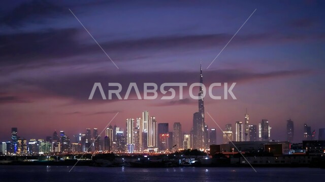 الفن الهندسي المعماري على الطراز الحديث والمتطور للمباني السكنية, أفق مدينة دبي, النهضة الاقتصادية والتطور العمراني لأبراج وناطحات السحاب في الامارات العربية المتحدة، معالم سياحية مشهورة