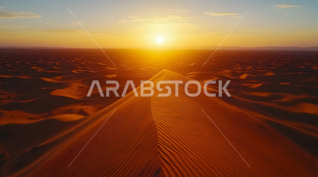 الطبيعة والبيئة الجافة والقاسية, التشكيلات والتضاريس الصخرية في المناطق الصحراوية, التكوينات والكثبان الرملية, منظر غروب الشمس في صحاري المملكة العربية السعودية, الرمال الذهبية الناعمة في الصحراء