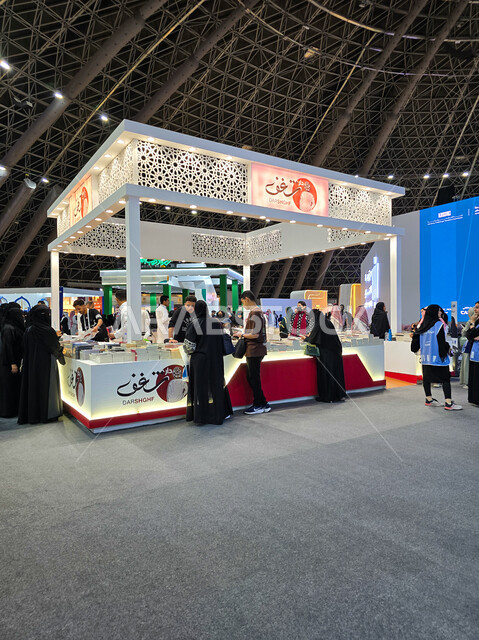 جناح شغف في معرض الكتاب الدولي في جدة، قضاء أوقات ممتعة في شراء الروايات المفيدة للتعلم والتثقف، المعالم والأماكن السياحية الثقافية المشهورة، معارض وفعاليات في المملكة العربية السعودية، استقطاب وجذب السياح من أنحاء العالم