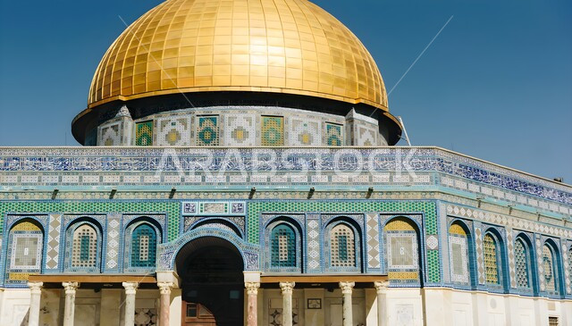 مفهوم العبادة والتقرب إلى الله تعالى، الفن الهندسي المعماري للمسجد الأقصى المبارك والقبة الذهبية في فلسطين، معلم إسلامي ديني مقدس، تجمع المسلمين من أنحاء العالم، أداء الفرائض والصلوات على وقتها