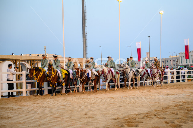 نشاط وفعالية ركوب الأحصنة بالعيد الوطني القطري, الأعياد والمناسبات الوطنية, الاحتفال باليوم الوطني لدولة قطر 18 ديسمبر, مفهوم الحب والانتماء للبلاد, فعاليات سباق الفروسية الممتعة في الدوحة, ممارسة هواية ركوب الخيل