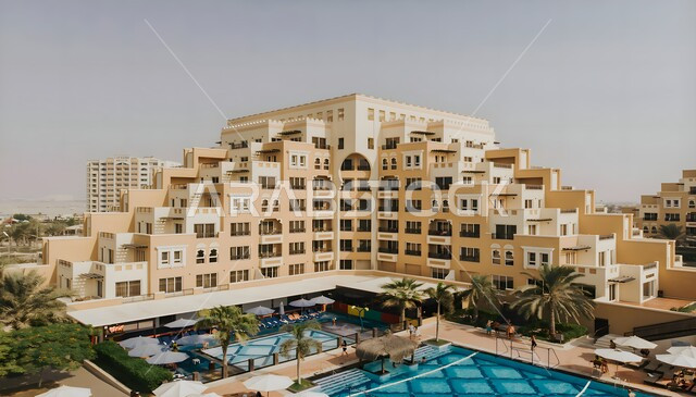 فندق ومنتجع ريكسوس باب البحر في مدينة دبي, الفن الهندسي المعماري لبناء الفنادق والمنتجعات على الطراز الحديث, المعالم والأماكن السياحية المشهورة في الإمارات العربية المتحدة, جذب واستقطاب السياح من أنحاء العالم