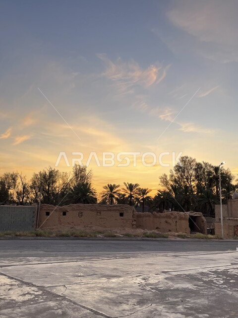 البيوت الطينية التقليدية القديمة في مدينة الرياض، المباني التاريخية الأثرية الشعبية, الفن الهندسي المعماري على الطراز الطيني القديم, الأماكن السياحية التراثية المشهورة في المملكة العربية السعودية