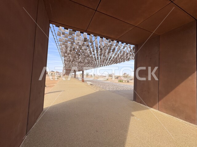 جذب واستقطاب السياح من أنحاء العالم، العراقة والحضارة الأصيلة, المباني الأثرية في مدائن صالح في محافظة العلا في المملكة العربية السعودية، منطقة تاريخية سياحية مشهورة، الفن الهندسي المعماري على الطراز القديم للبيوت والمنازل التراثية