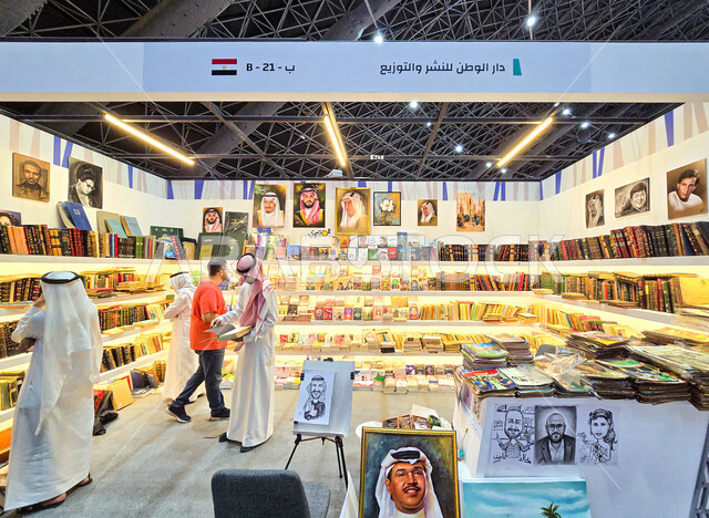 جناح دار الوطن للنشر والتوزيع في معرض الكتاب الدولي في جدة، معارض وفعاليات في المملكة العربية السعودية، قضاء أوقات ممتعة في شراء الروايات المفيدة للتعلم والتثقف، المعالم والأماكن السياحية الثقافية المشهورة، استقطاب وجذب السياح من أنحاء العالم