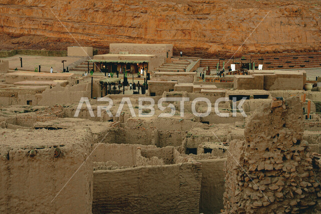 الفن الهندسي المعماري على الطراز الطيني القديم, الأماكن السياحية التراثية المشهورة في المملكة العربية السعودية, البيوت الطينية الشعبية في البلدة القديمة, السياحة في مدينة العلا، المباني التاريخية الأثرية