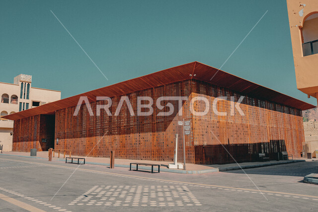 مبنى مساحة العلا للتصميم في حي الجديدة للفنون, السياحة في مدينة العلا, المعالم الثقافية المشهورة, الأماكن السياحية في المملكة العربية السعودية, الفن الهندسي المعماري للمعارض التراثية