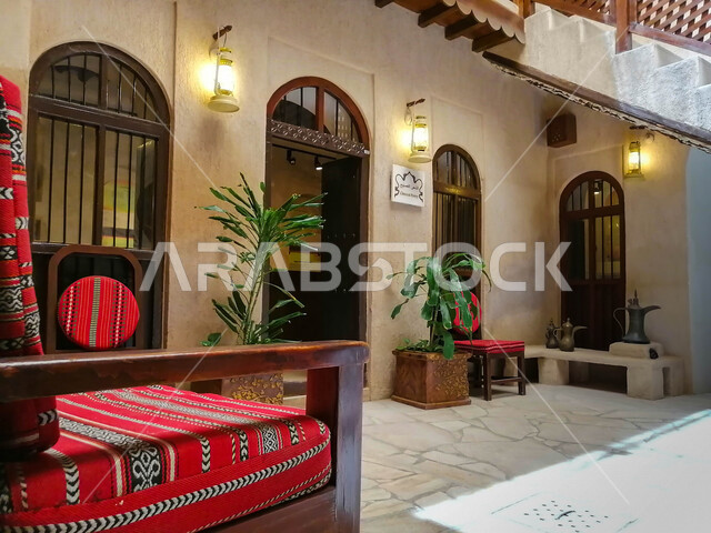 معلم تاريخي أثري في دولة الإمارات العربية المتحدة , متحف دبي الشاعر العقيلي التراثي الأثري , السياحة والسفر .