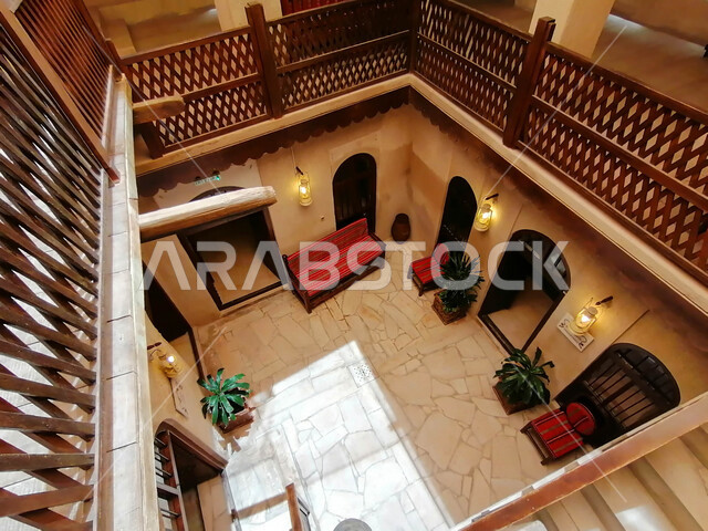 معلم تاريخي أثري في دولة الإمارات العربية المتحدة , متحف دبي الشاعر العقيلي التراثي الأثري , السياحة والسفر .