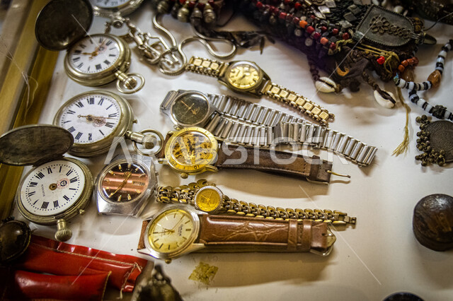 The day we started is February 22, popular Gulf tools and equipment, an old-style antique, the anniversary of the founding of the first Saudi state 1727 AD, a close-up of a wristwatch, traditional antiques and collectibles, a collection of traditional watches