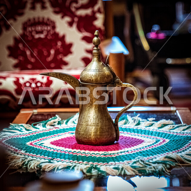 Our Day is February 22, Antiques Traditional Artifacts, Close-up of a Copper Dallah on a Table, Anniversary of the Founding of the First Saudi State 1727 AD, Antique Antique, Popular Gulf Equipment and Tools