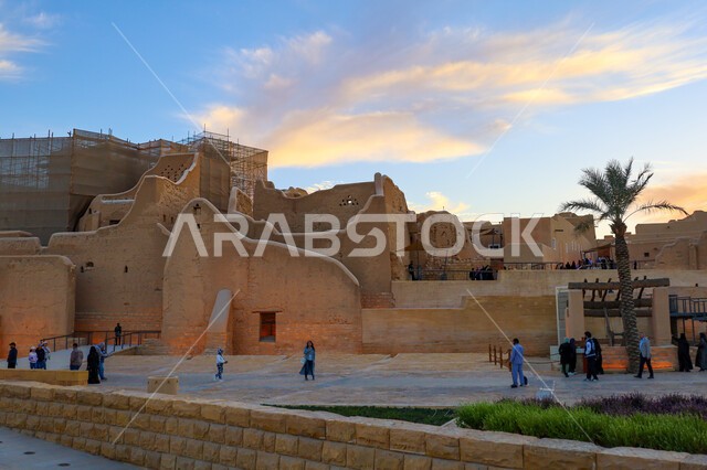 Famous historical monuments in Riyadh, the founding of the first Saudi state in 1727 AD, attracting and attracting tourists from all over the world, the day we started on February 22, historical buildings and mud houses in the At-Turaif neighborhood in old Diriyah, old-style architectural art, a heritage tourist place in Saudi Arabia