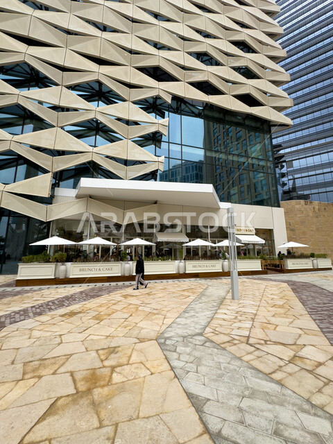 تحقيق النهضة الاقتصادية والتجارية، الفن الهندسي المعماري على الطراز الحديث والمتطور لأبراج مدينة الملك عبدالله المالية كافد في الرياض، الوجهة الرئيسية للمال والاعمال، النمو والتقدم العمراني لناطحات السحاب في المملكة العربية السعودية