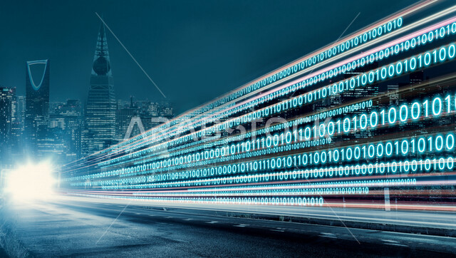 صورة للبيانات الرقمية على طريق المملكة العربية السعودية  , سرعة حركة السير في شوارع الرياض,  مفهوم التحول الرقمي المستقبلي والابتكار ,الابراج  الشاهقة وناطحات السحاب في السعودية