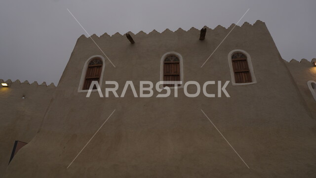  الفن الهندسي المعماري على الطراز التقليدي الأثري في المنطقة الشرقية، قصر إبراهيم التاريخي في محافظة الأحساء في الهفوف، معلم تراثي ديني في المملكة العربية السعودية