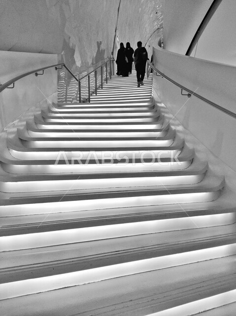 King Abdulaziz World Heritage Center in Dhahran, the interior architecture of the Ithra building, famous tourist attractions, exposure to and openness to the world's different cultures, the cultural and scientific beacon in Saudi Arabia, striving to support the knowledge economy and develop intellectual knowledge