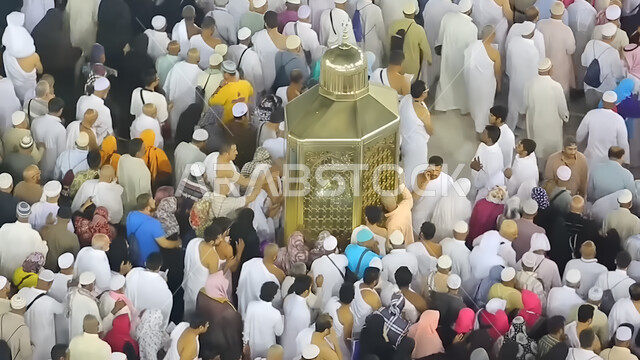 The Station of Abraham, performing Hajj and Umrah rituals, worship and drawing closer to God, sacred Islamic religious landmarks, pilgrims to the House of God performing prayers around the Kaaba in Mecca, the Grand Mosque in the Kingdom of Saudi Arabia