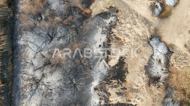 التأثر بأشعة الشمس، الجفاف والحرارة المرتفعة، صورة علوية للوادي الاخضر المحترق في جدة، اماكن طبيعية في المملكة العربية السعودية 