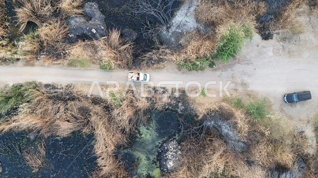 التأثر بأشعة الشمس، الجفاف والحرارة المرتفعة، صورة علوية للوادي الاخضر المحترق في جدة، اماكن طبيعية في المملكة العربية السعودية 