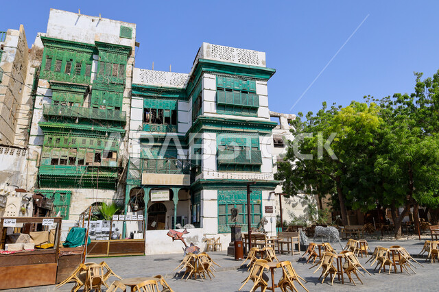 الرواشين القديمه في المدينة التاريخية في جدة، تصميم معماري عربي و إسلامي قديم، البيوت الأثرية في البلد التاريخي في جدة, أماكن سياحية تراثية شعبية في المملكة العربية السعودية، المعالم التاريخية في حي البلد