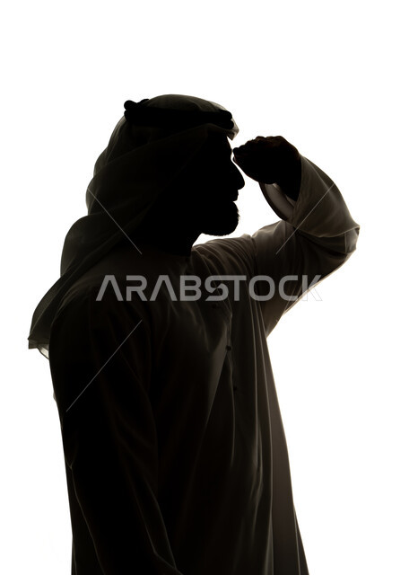 إدارة الجداول الزمنية،  تنظيم وترتيب التوقيت، صورة ظلية لرجل عربي خليجي اماراتي يرتدي ساعة اليد ينظر اليها يقوم بمراقبة الوقت ، مشروبات ساخنة ، تحديد مواعيد العمل، خلفية بيضاء