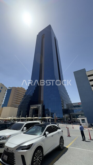 برج المؤيد  في دولة البحرين، الفن الهندسي المعماري على الطراز الحديث للابراج التجارية،  المعالم المشهورة في المنامة، المنتجعات وناطحات السحاب السكنية والتجارية الفاخرة