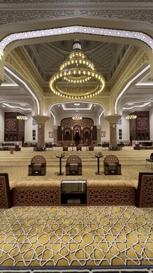 مسجد البشري في مدينة ابها، معالم دينيه اسلامية في المملكه العربيه السعوديه، الفن الهندسي المعماري الداخلي والديكورات الاسلامية للمساجد على الطراز القديم في عسير