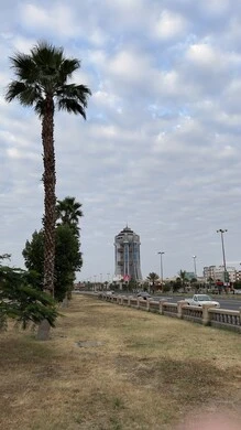  برج مياه خميس مشيط في ايها، أماكن ومعالم سياحية تراثية مشهورة في عسير، النمو العمراني والتطور لتنشيط حركة السياحة في المملكة, الفن الهندسي المعماري للمباني وناطحات السحاب والأبراج في السعودية