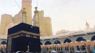 A sacred religious place and landmark in the Kingdom of Saudi Arabia, pilgrims and Umrah performers circumambulate the Kaaba in the Grand Mosque in Mecca, a destination for Muslims from different countries, the Grand Mosque of Mecca