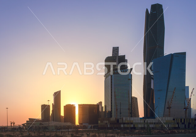  الفن الهندسي المعماري للمباني وناطحات السحاب المشهورة في المملكة، تحقيق النهضة الاقتصادية والتجارية، مركز الملك عبد الله المالي (كافد)، المنشآت والأبراج المالية في مدينة الرياض، النمو والتطور العمراني في السعودية