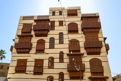 أماكن سياحية تراثية شعبية في المملكة العربية السعودية، المعالم التاريخية في حي البلد، الرواشين القديمه في المدينة التاريخية في جدة،  تصميم معماري عربي و إسلامي قديم، البيوت الأثرية في البلد التاريخي في جدة