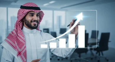 تحليل البيانات المالية والمصرفية، مراقبة الرسوم والمخططات البيانية، سوق البورصة العالمي، تداول العملة الرقمية، مفهوم التجارة والاقتصاد، ارتفاع وانخفاض الأسهم, رجل عربي خليجي سعودي يرتدي الشماغ والثوب التقليدي يقوم بلمس رسم بياني هولوجرامي توضيحي للمؤشرات الاقتصادية 