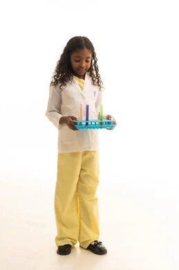 Conducting experiments and biochemical reactions, the aspiration to obtain a career as a chemical researcher, a portrait of a Saudi Arabian Gulf girl wearing a lab coat and holding test tubes, a Saudi girl conducting scientific research in a chemistry lab, determining the future profession since childhood, full body height, white background.