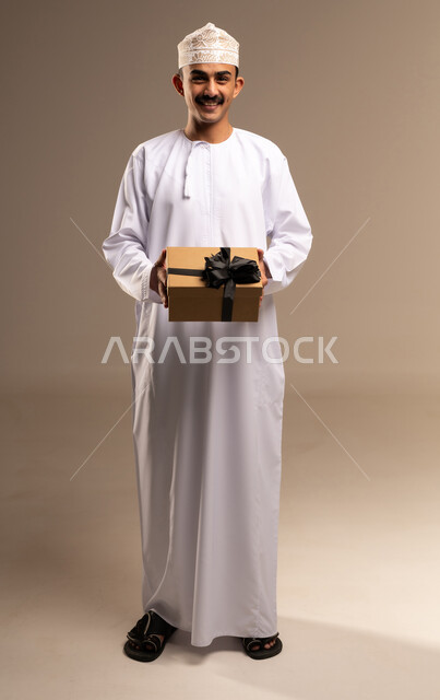 س