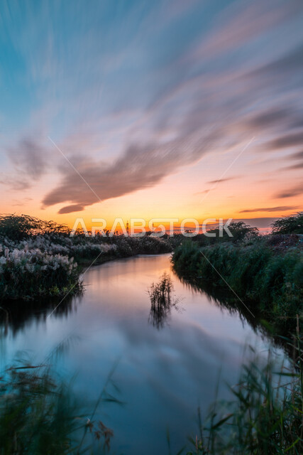 الوادي الأخضر اثناء غروب الشمس في جدة بالمملكة العربية السعودية، مناظر طبيعية خلابة، جمال الطبيعة في السعودية، اماكن سياحية