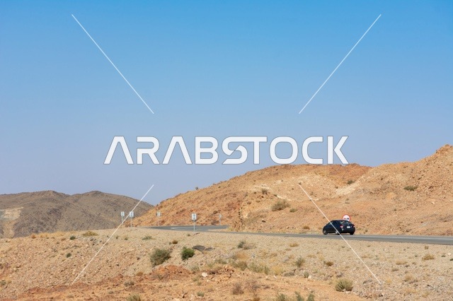 الاستمتاع بالمناظر الطبيعية الجبلية الصحراوية ،  التكوينات والتشكيلات الصخرية في المملكة العربية السعودية ، التضاريس والتكوينات الصخريه في الصحاري