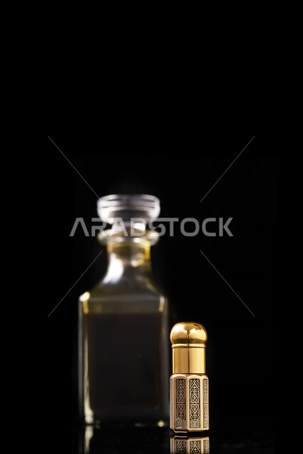  توله زجاجيه من دهن العود الأصلي, التعطر والتطيب بالزيوت الطبيعيه, عطور وبخور سعودي عربي خليجي