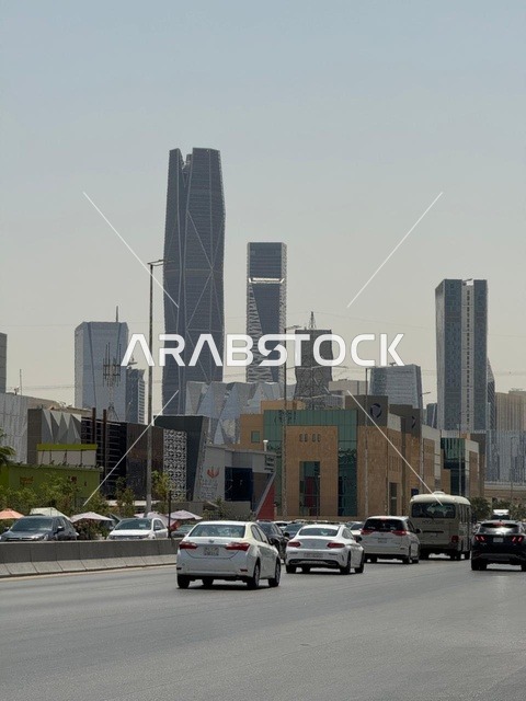 صورة لابراج مركز الملك عبدالله المالي ( كافد ) في مدينة الرياض ، الفن الهندسي المعماري للمركز المالي ، ابراج وناطحات السحاب في المملكة العربية السعودية