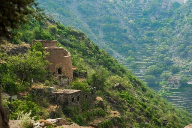 معالم السياحة في المملكة العربية السعودية، صورة لجمال الطبيعة في المملكة العربية السعودية ،شروق الشمس في كورنيش جدة ، جمال الطبيعة الخلابة على ساحل مدينة جدة