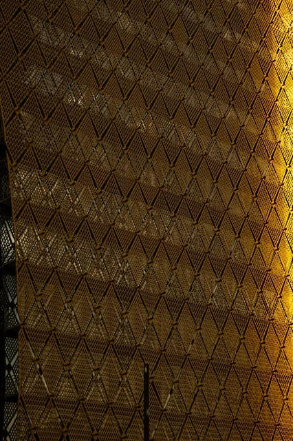 أولى المدن الذكية في السعودية، الأبراج والمباني والمجمعات السكنية المتطورة، الفن الهندسي المعماري للمنشآت التجارية والمؤسسات التقنية المتقدمة، المعالم والأماكن المشهورة في المملكة، المدينة الرقمية في مدينة الرياض وخدمات شركات التكنولوجيا العالمية