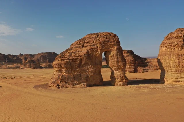 The historical beauty of the heritage village of Al-Ula in the city of Al-Ula, west of the Kingdom of Saudi Arabia, tourist attractions in Saudi Arabia, ancient historical and archaeological landmarks in the old town of Al-Ula, ancient mud buildings, the ancient Arab Islamic civilization of Al-Ula, Al-Ula Governorate in Saudi Arabia.