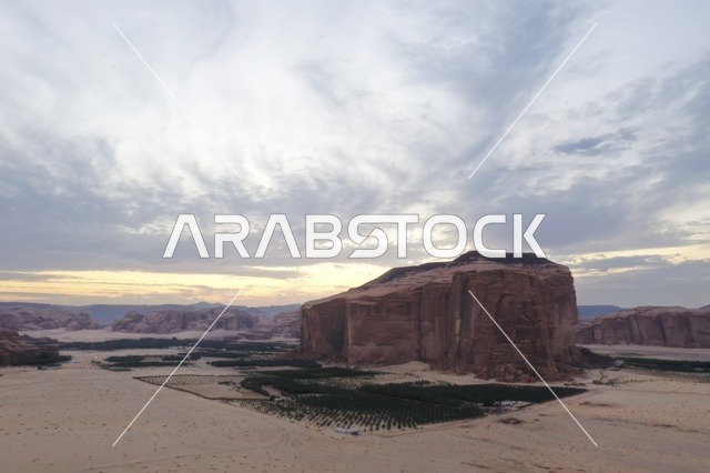 مباني طينية قديمة ،الجمال التاريخي لقرية العلا التراثية بمدينة العلا غرب المملكة العربية السعودية ، أماكن سياحية بالسعودية ، معالم تاريخية وأثرية قديمة في بلدة العلا القديمة ، حضارة العلا العربية الإسلامية القديمة ، محافظة العلا بالسعودية