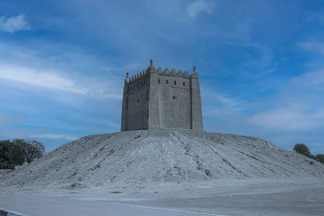 Famous tourist places and landmarks in the United Arab Emirates, Al Qattara Arts Center in Al Ain City, a cultural and recreational destination, a place for tourists from different countries, a close-up image of the mud forts built in the old style.