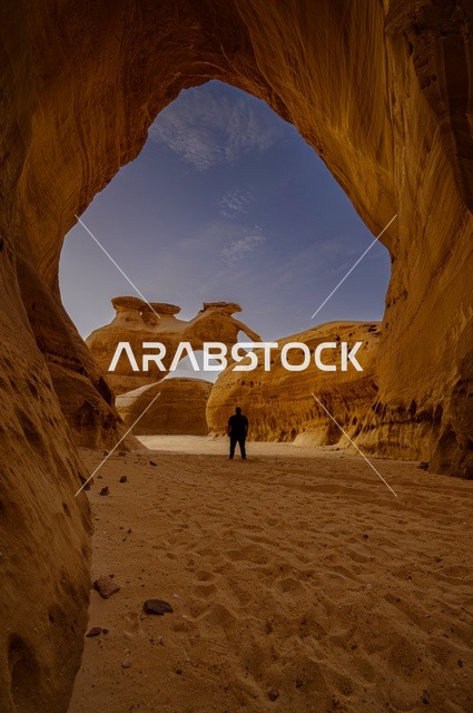 The historic Mahja Mountain is located in the Hail region in the north of the Kingdom of Saudi Arabia. Mahja Mountain is a rock formation that was formed due to erosion and weathering factors. It is a sedimentary mountain made of sandstone, featuring rock formations in the Hail area, and it is an ancient archaeological tourist attraction in Saudi Arabia.