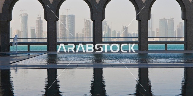متحف الفن الاسلامي في الدوحة بقطر،  كورنيش الدوحة، معالم الدوحة، الفن الهندسي المعماري، السياحة في قطر