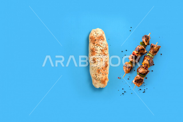 فطيرة الكباب المشوي اللذيذ الطازج,  وجبات صحيه, اكلات عربيه