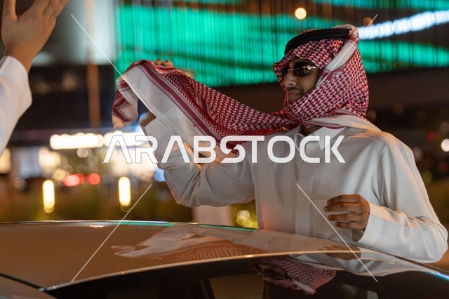 ذكرى اليوم الوطني السعودي 23 سبتمبر, الفخر والاعتزاز والانتماء للوطن, فعالية احتفالية ترفيهية, يوم العلم السعودي 11 مارس, أجواء الاحتفالات بالذكرى 95 في الشوارع العامة في الليل, الاحتفال بالأعياد والمناسبات الوطنية